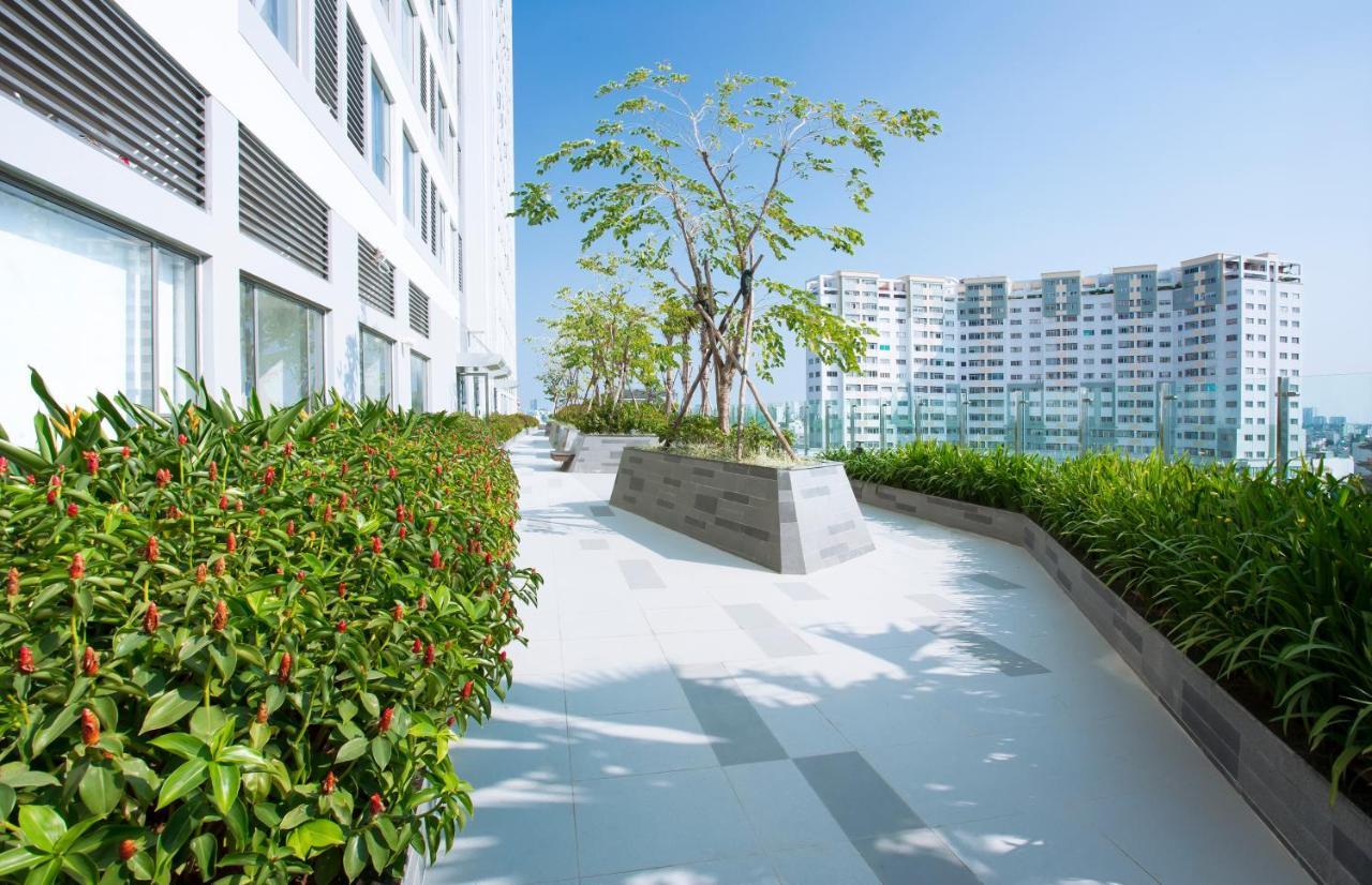 Oui! Oui! Saigon Apartment - Rivergate Residence Thành Pho Ho Chí Minh Esterno foto